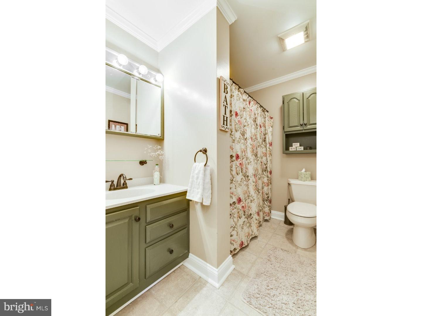 584 Flock Road Hamilton, NJ 08690 - Photo 8 of 25 Gallery Image 8