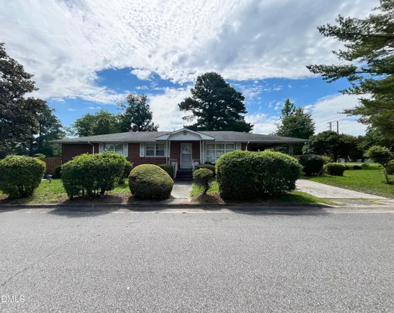 $195,000 | 612 West Noble Street, Selma, NC 27576