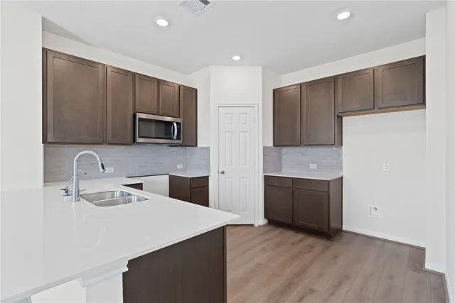 $287,995 | 6403 Canby Court, Rosharon, TX 77583