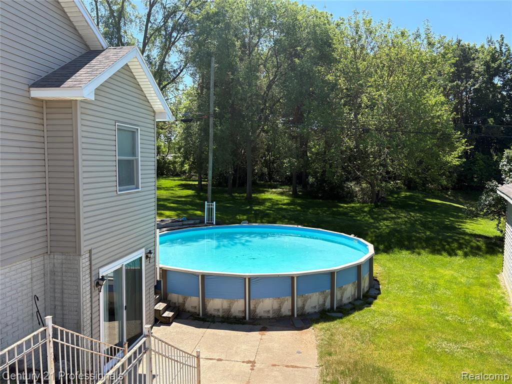 6591 Windiate Road Clarkston, MI 48346 - Photo 4 of 44