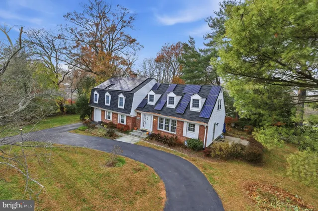 $815,000 | 4401 Flower Valley Drive, Rockville, MD 20853