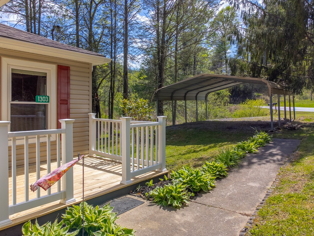 1303 Atoah Road Robbinsville, NC 28771 - Photo 31 of 62