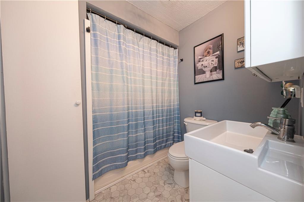 520 Jackson Street Rochester, PA 15074 - Photo 10 of 18