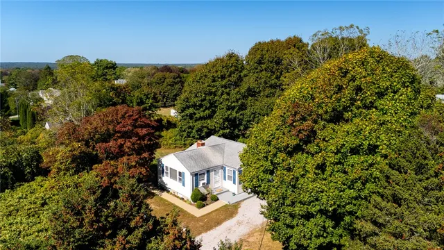 $850,000 | 609 Point Judith Road, Narragansett, RI 02882