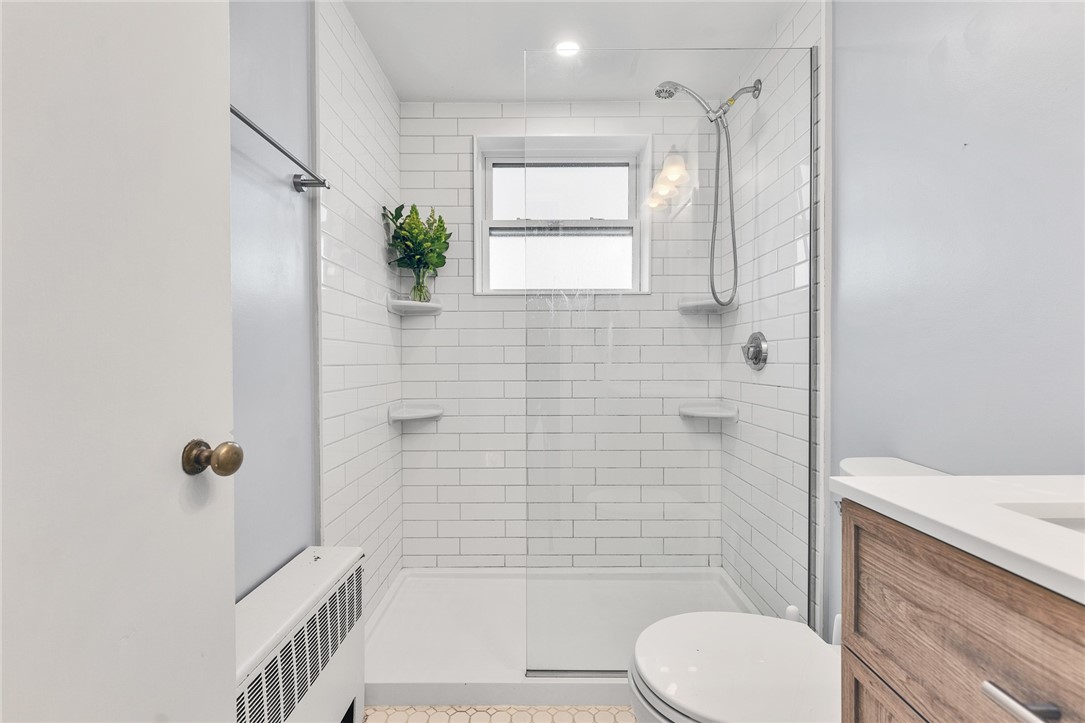 609 Point Judith Road Narragansett, RI 02882 - Photo 20 of 34