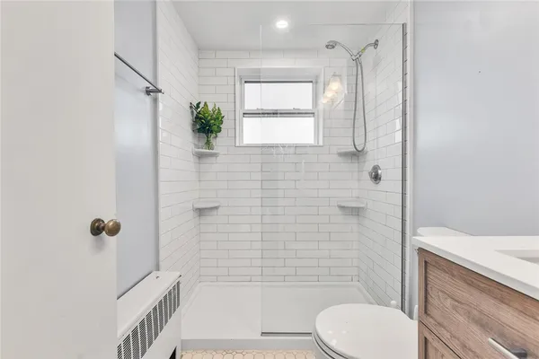 $850,000 | 609 Point Judith Road, Narragansett, RI 02882