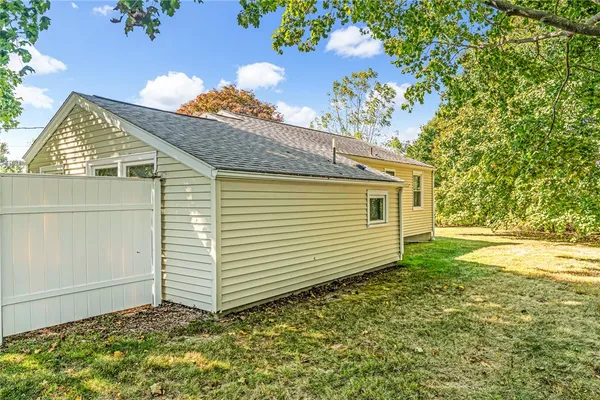 $850,000 | 609 Point Judith Road, Narragansett, RI 02882