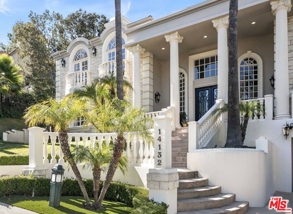 14132 Beresford Road Beverly Hills, CA 90210 - Photo 4 of 40