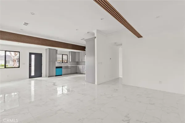 $980,000 | 13741 Carfax Avenue, Bellflower, CA 90706