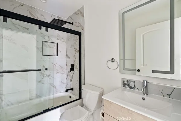 $980,000 | 13741 Carfax Avenue, Bellflower, CA 90706