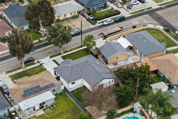 $980,000 | 13741 Carfax Avenue, Bellflower, CA 90706