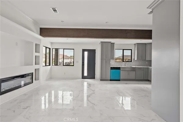 $980,000 | 13741 Carfax Avenue, Bellflower, CA 90706