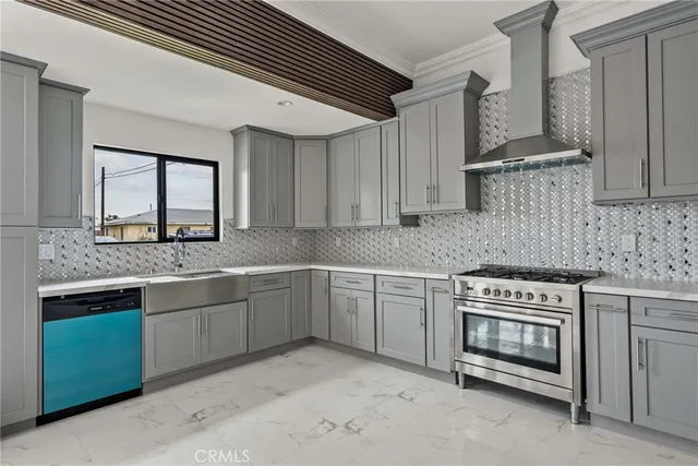 $980,000 | 13741 Carfax Avenue, Bellflower, CA 90706