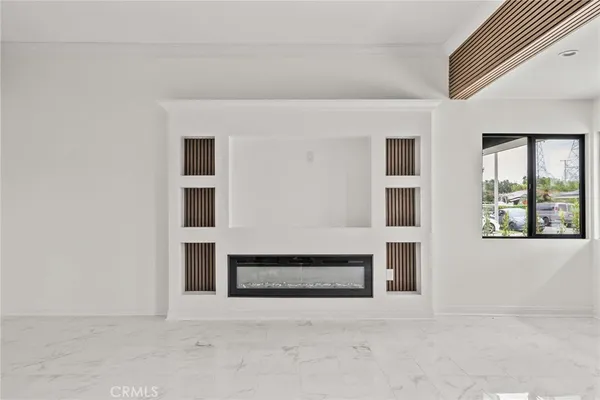 $980,000 | 13741 Carfax Avenue, Bellflower, CA 90706