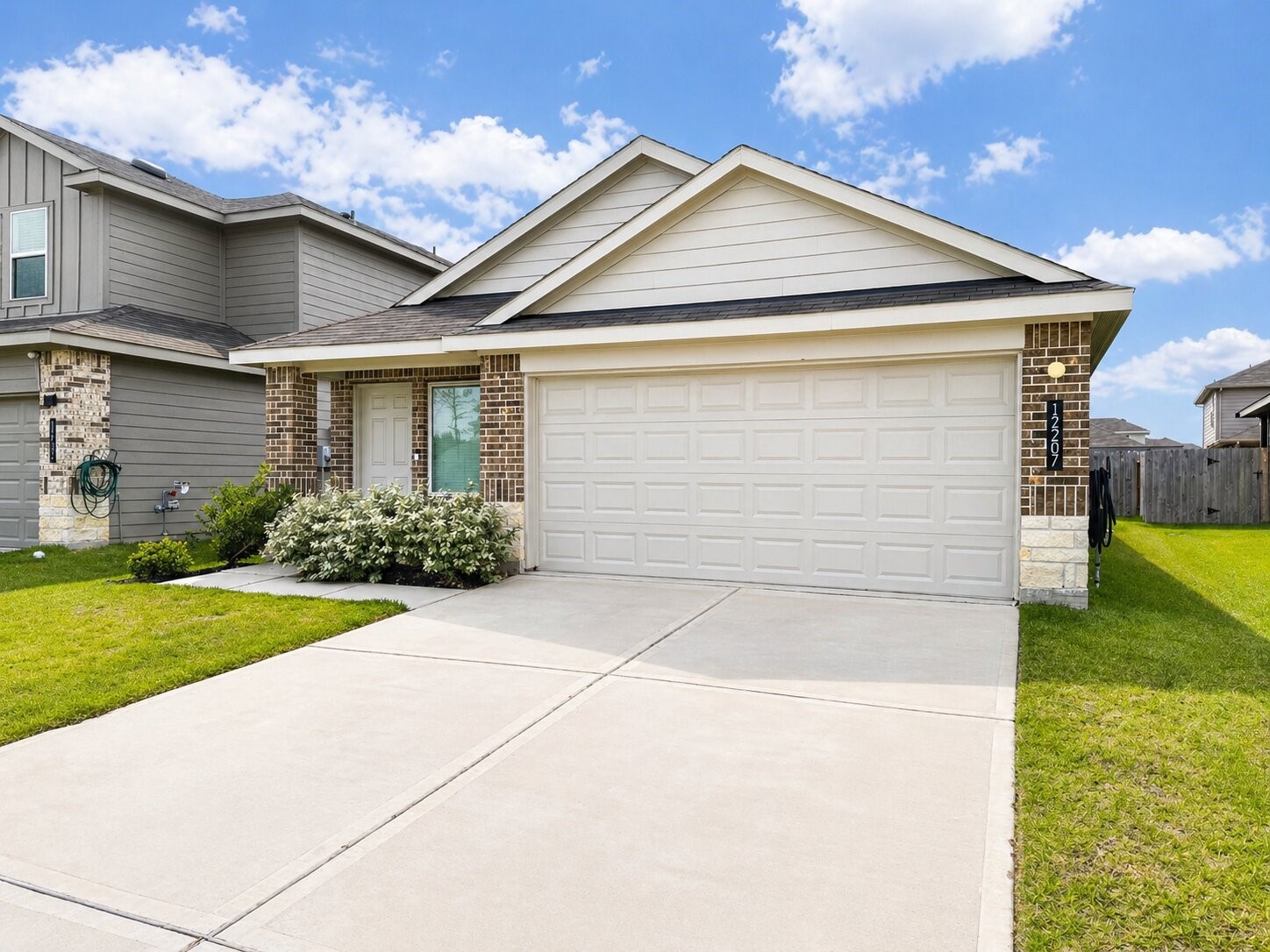 12207 Trickey Road Houston, TX 77067 - Photo 2 of 22