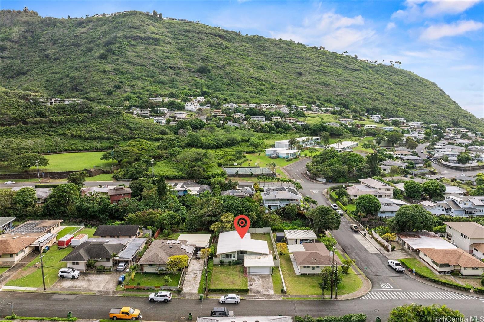 809 Hao Street Honolulu, HI 96821 - Photo 6 of 25 Wide aerial perspective of the valley and community
