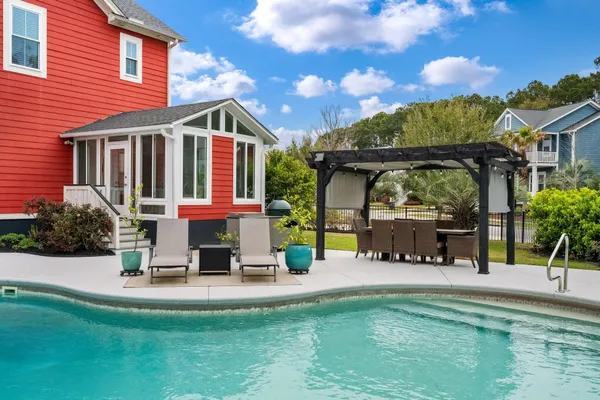 $1,350,000 | 1466 Hollenberg Lane, Mount Pleasant, SC 29466