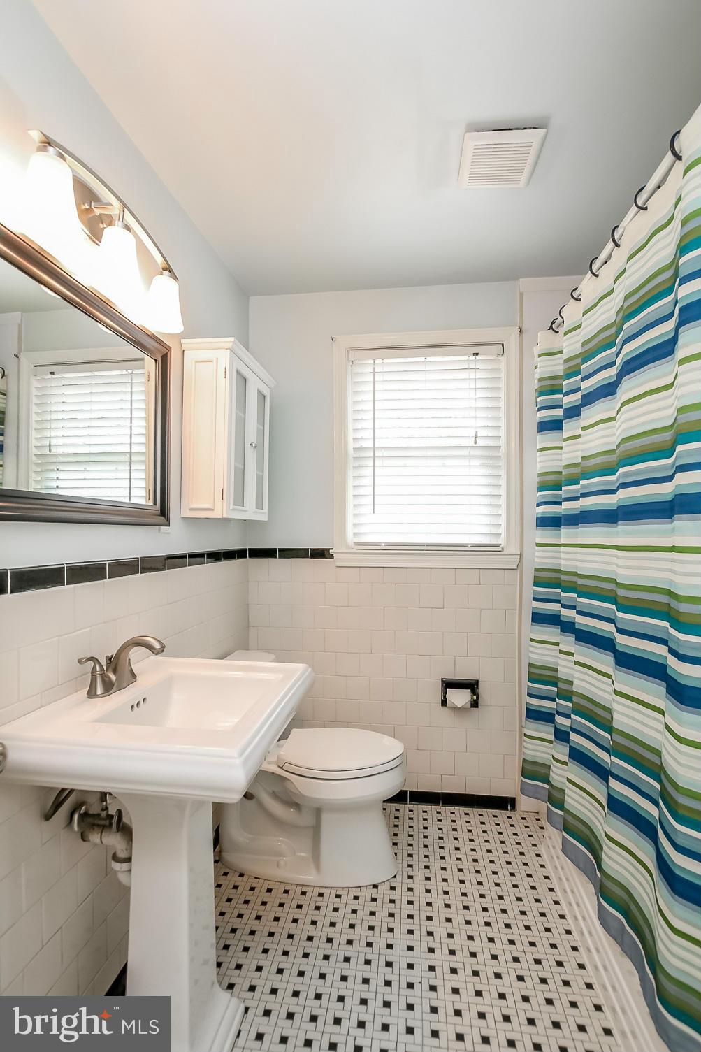 509 Holden Road Baltimore, MD 21286 - Photo 19 of 30 Bath