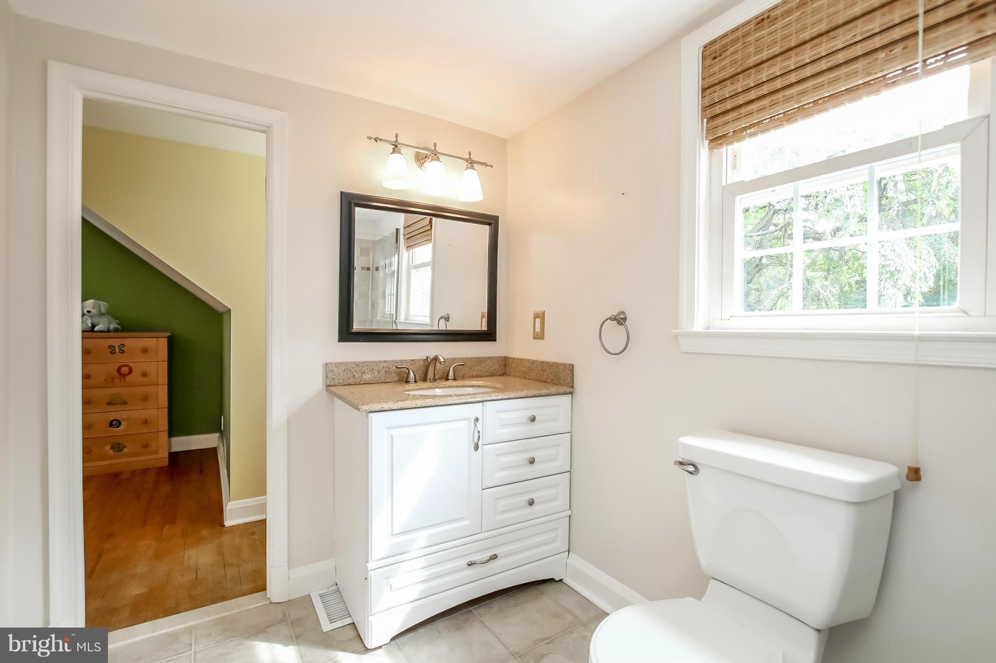 509 Holden Road Baltimore, MD 21286 - Photo 24 of 30 Bath (Master)