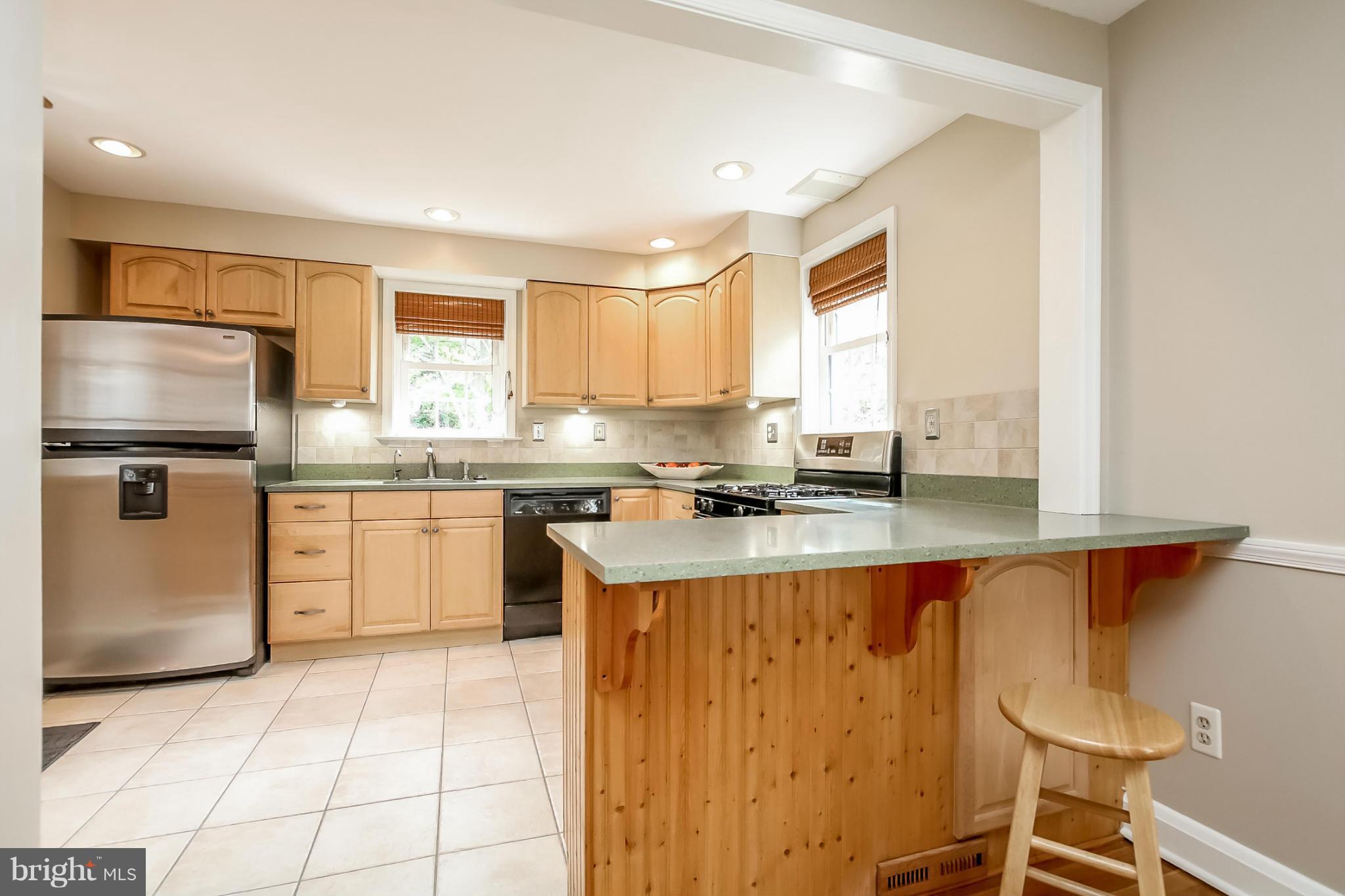 509 Holden Road Baltimore, MD 21286 - Photo 10 of 30 Kitchen