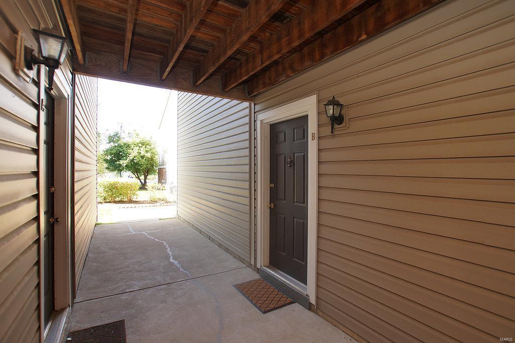 12106 Natural Bridge Road, Unit B Bridgeton, MO 63044 - Photo 2 of 20 Gallery Image 2
