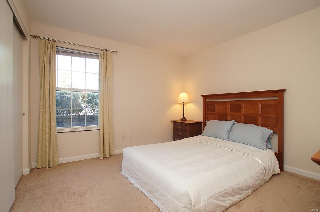 12106 Natural Bridge Road, Unit B Bridgeton, MO 63044 - Photo 11 of 20 Gallery Image 11