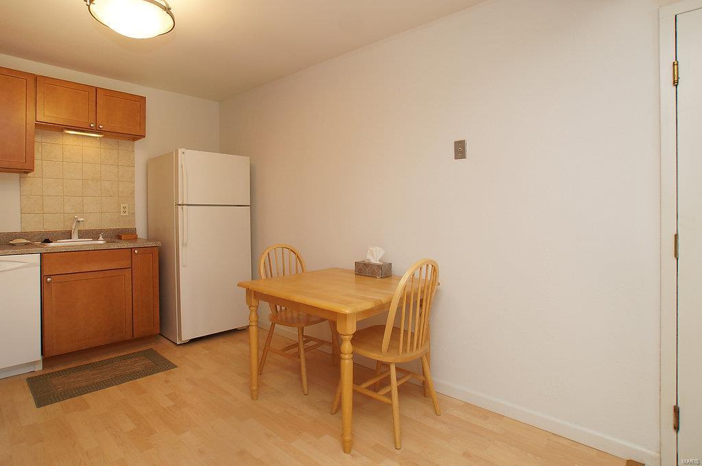 12106 Natural Bridge Road, Unit B Bridgeton, MO 63044 - Photo 9 of 20 Gallery Image 9
