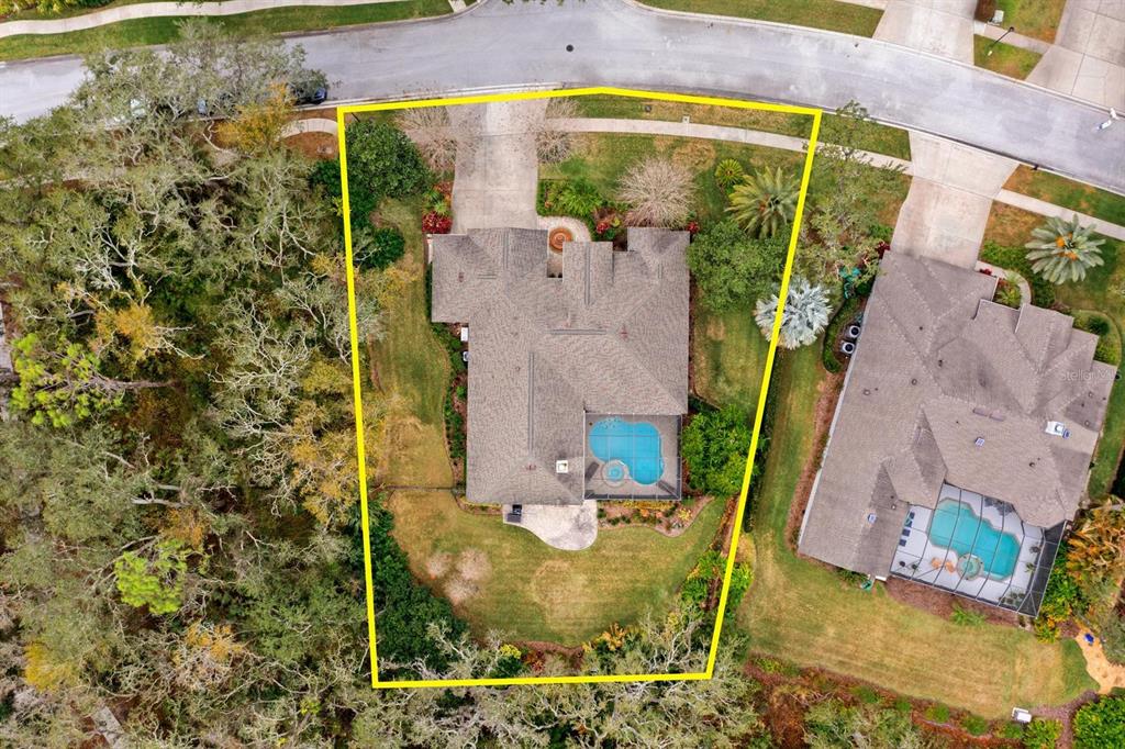 5614 Eagleglen Place Lithia, FL 33547 - Photo 31 of 35 an aerial view of a residential houses with outdoor space