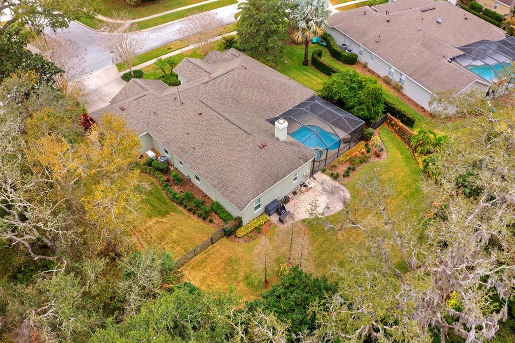 5614 Eagleglen Place Lithia, FL 33547 - Photo 32 of 35 an aerial view of residential house with swimming pool