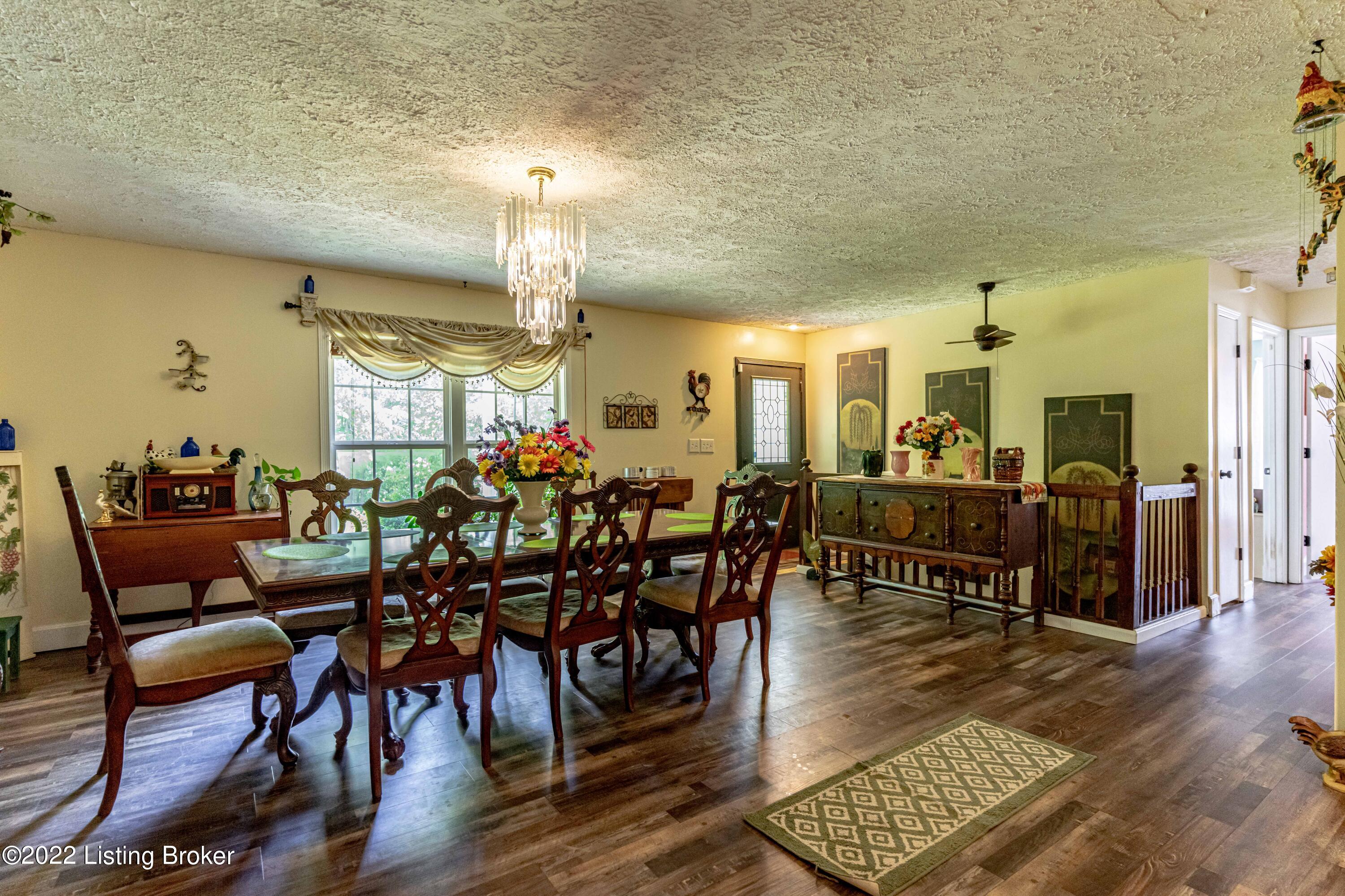 6512 Bowling Green Road Caneyville, KY 42721 - Photo 8 of 116 8