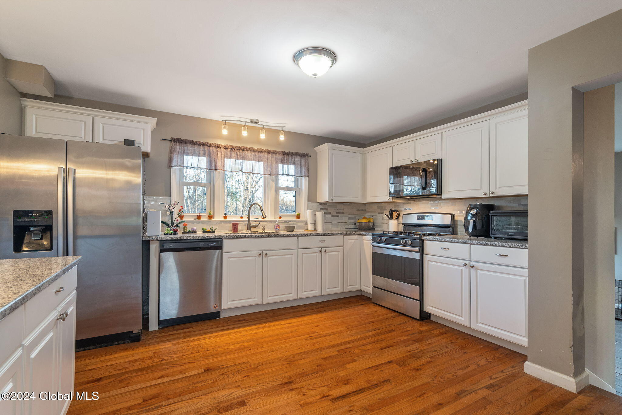 4380 Weaver Road Guilderland, NY 12009 - Photo 2 of 38 12-4380WeaverRd_12