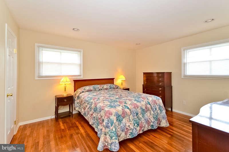 8810 Keewatin Road Lanham, MD 20706 - Photo 14 of 27 Bedroom (Master)