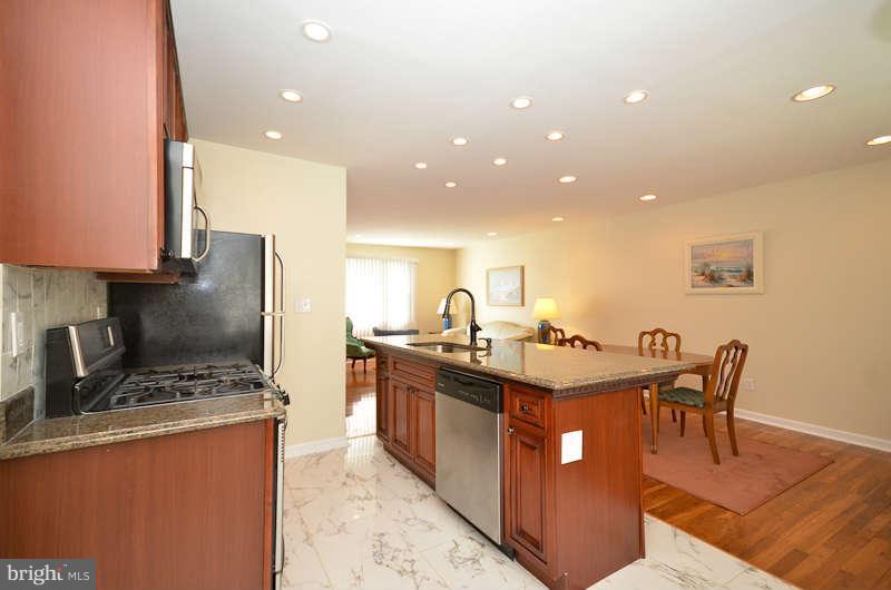 8810 Keewatin Road Lanham, MD 20706 - Photo 8 of 27 Kitchen