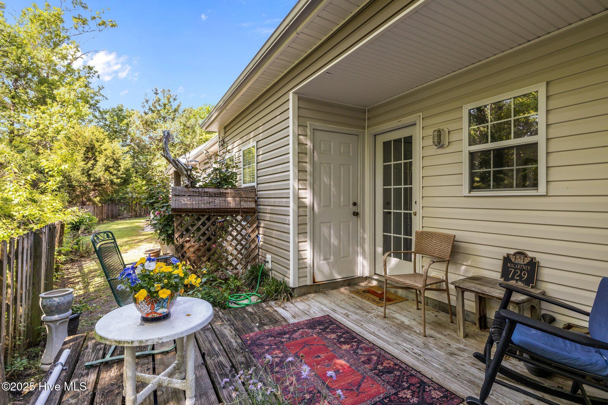 4513 Country Club Road, Unit G101 Morehead City, NC 28557 - Photo 22 of 26 35-web-or-mls-1S3A3309