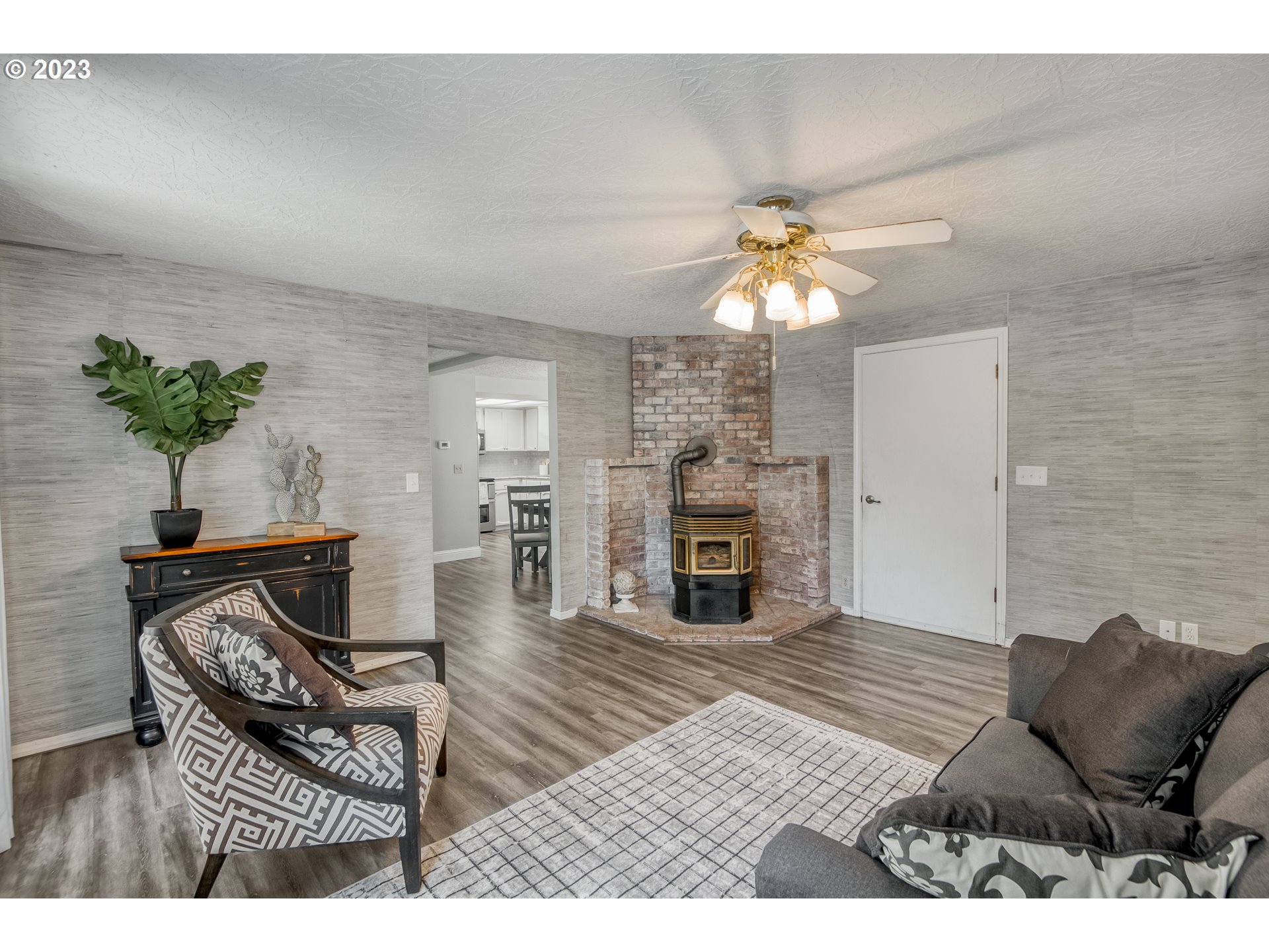 1609 Southeast 199th Avenue Camas, WA 98607 - Photo 9 of 43 Gallery Image 9