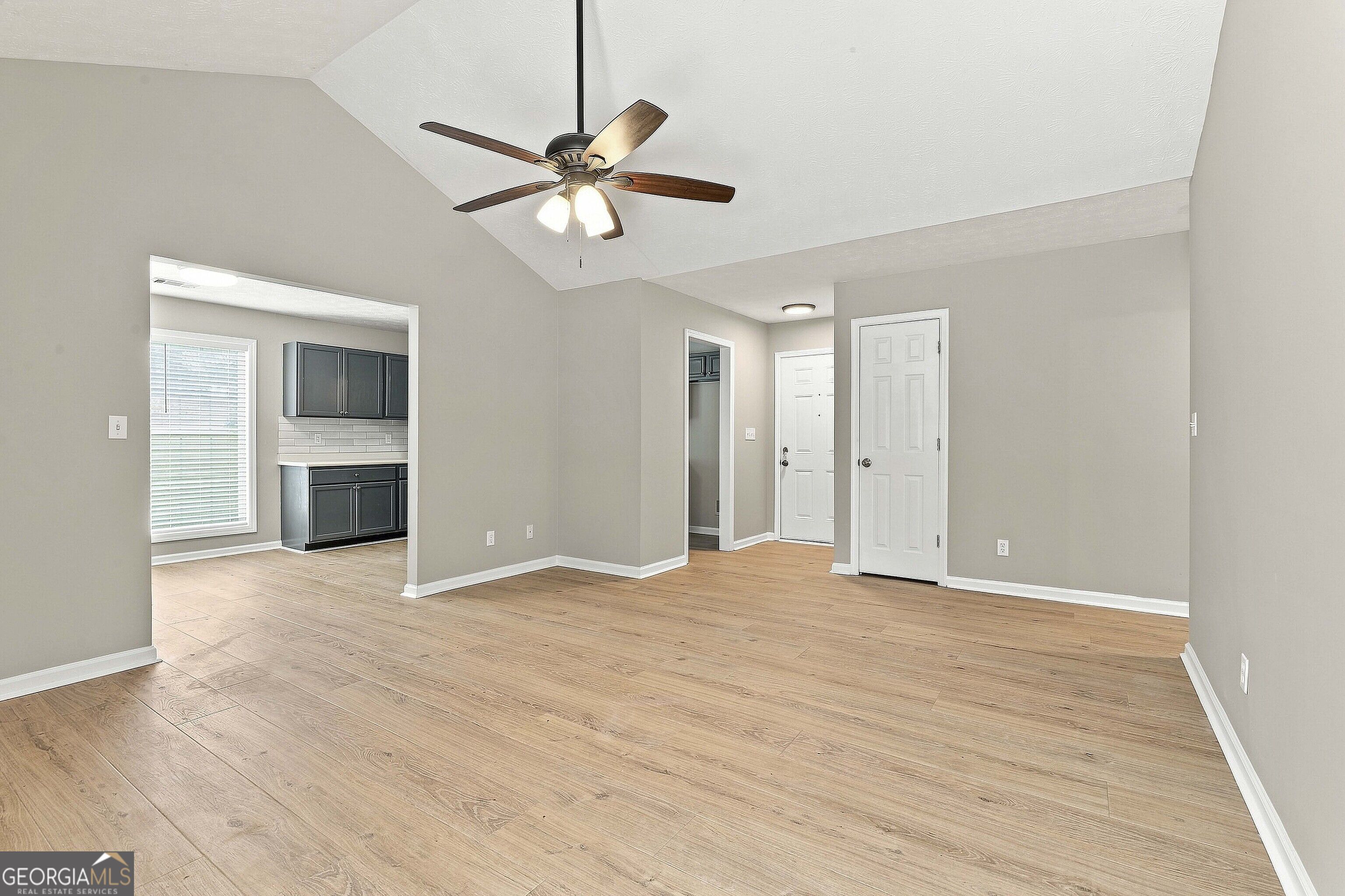 104 Ridgefield Circle LaGrange, GA 30241 - Photo 9 of 31 Gallery Image 9