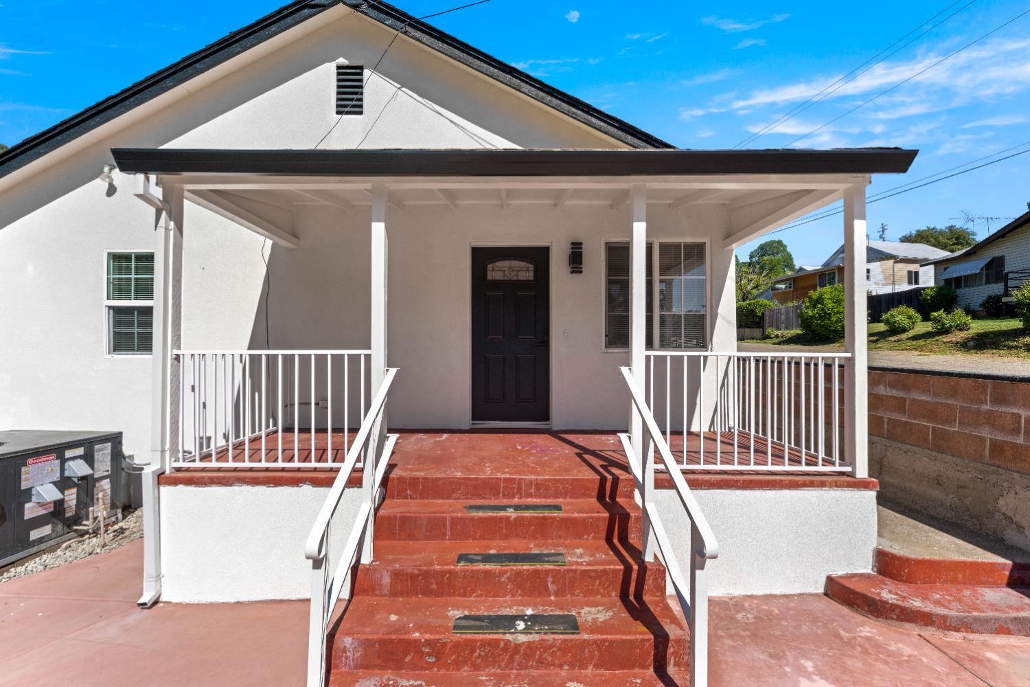 185 Mill Street Sutter Creek, CA 95685 - Photo 16 of 77 a front view of a house with a porch