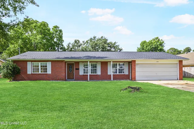 $259,900 | 3006 Altama Avenue, Pascagoula, MS 39567