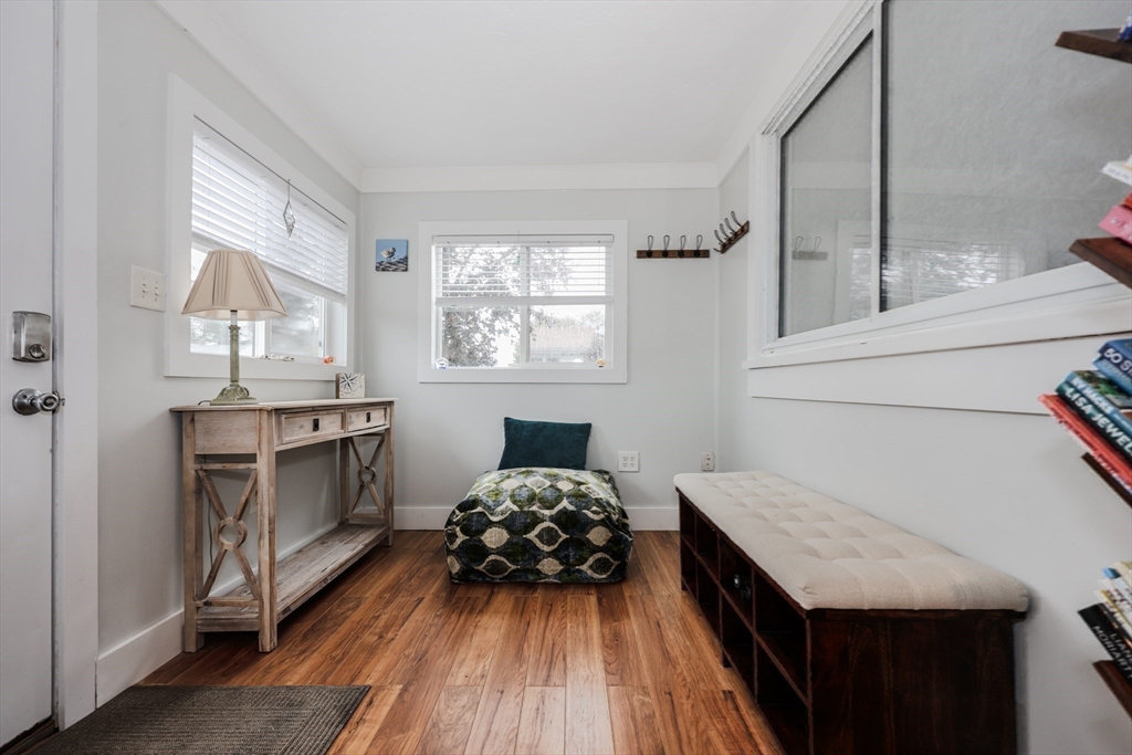 34 Brookline Avenue Hull, MA 02045 - Photo 6 of 25