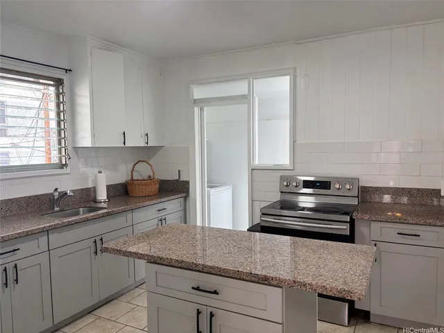 $2,800 | 1624 Liholiho Street, Unit 11, Honolulu, HI 96822