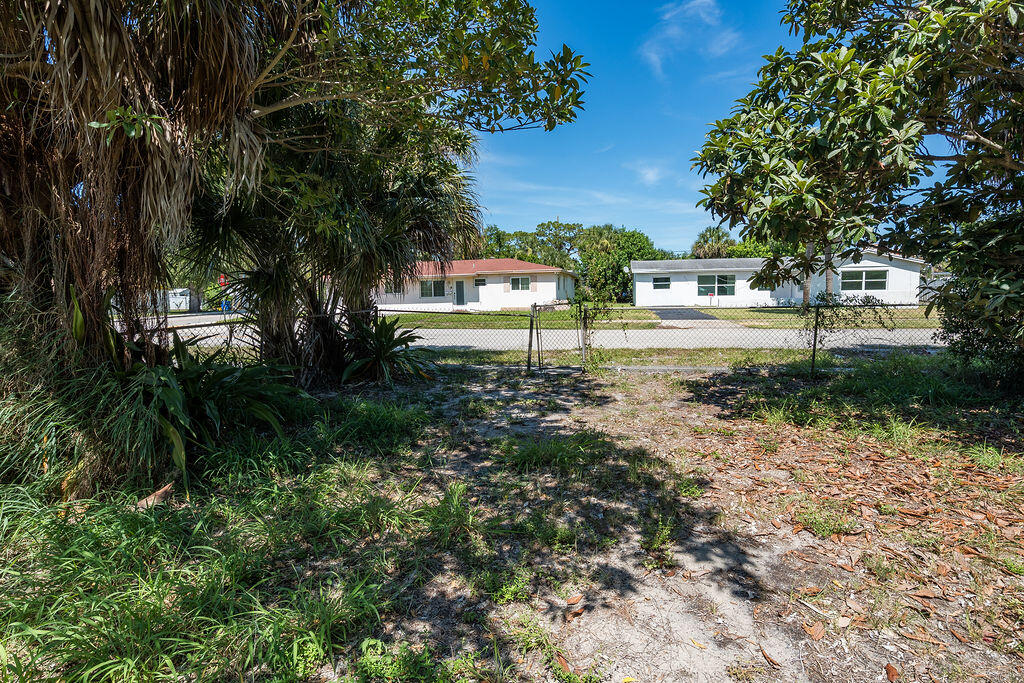 371 West 34th Street Riviera Beach, FL 33404 - Photo 12 of 45 RBO-10