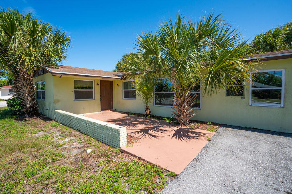 371 West 34th Street Riviera Beach, FL 33404 - Photo 2 of 45 RBO-1