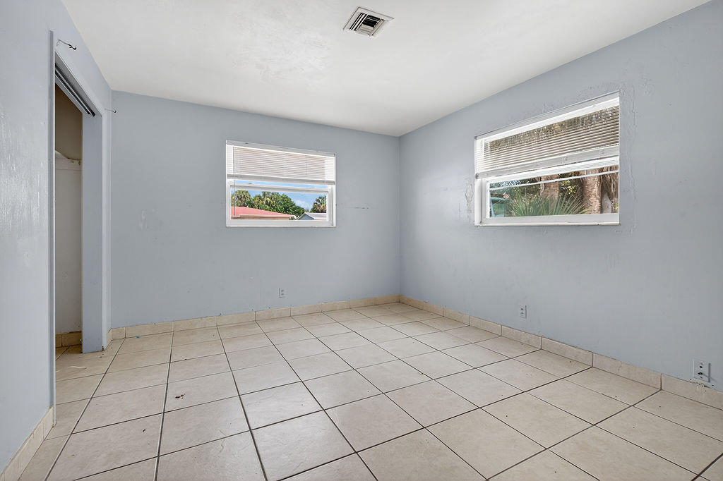 371 West 34th Street Riviera Beach, FL 33404 - Photo 31 of 45 rb43-3
