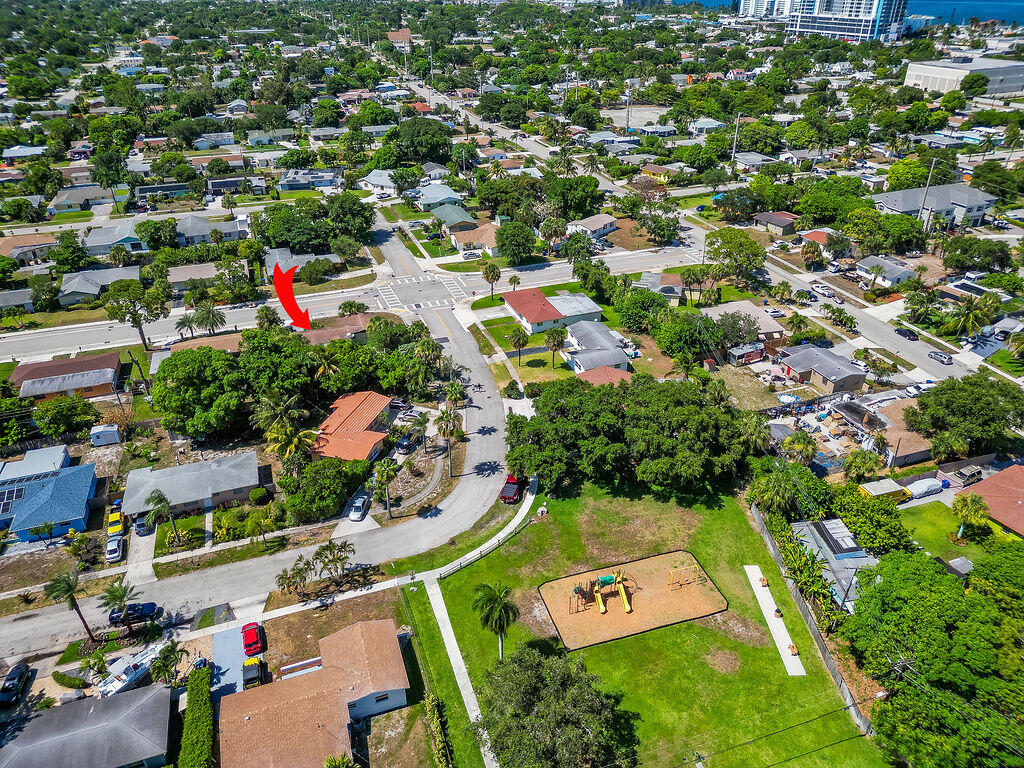 371 West 34th Street Riviera Beach, FL 33404 - Photo 34 of 45 RBA-13