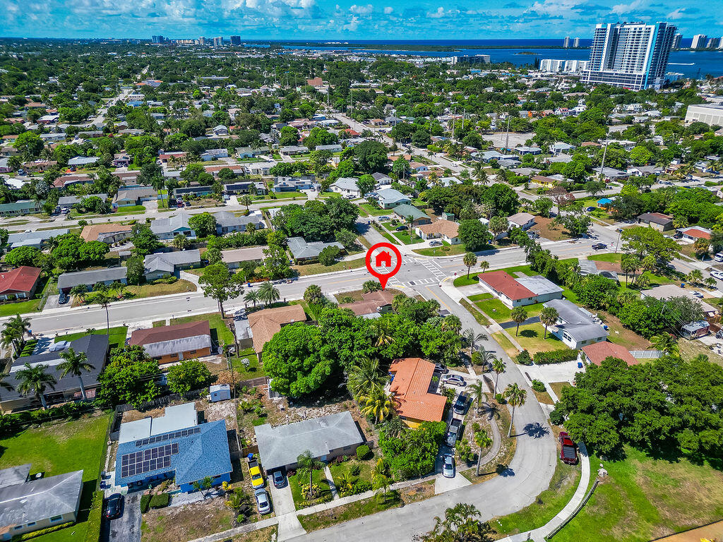 371 West 34th Street Riviera Beach, FL 33404 - Photo 35 of 45 RBA-12
