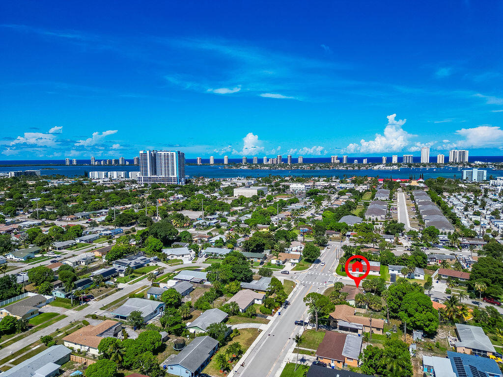 371 West 34th Street Riviera Beach, FL 33404 - Photo 39 of 45 RBA-8