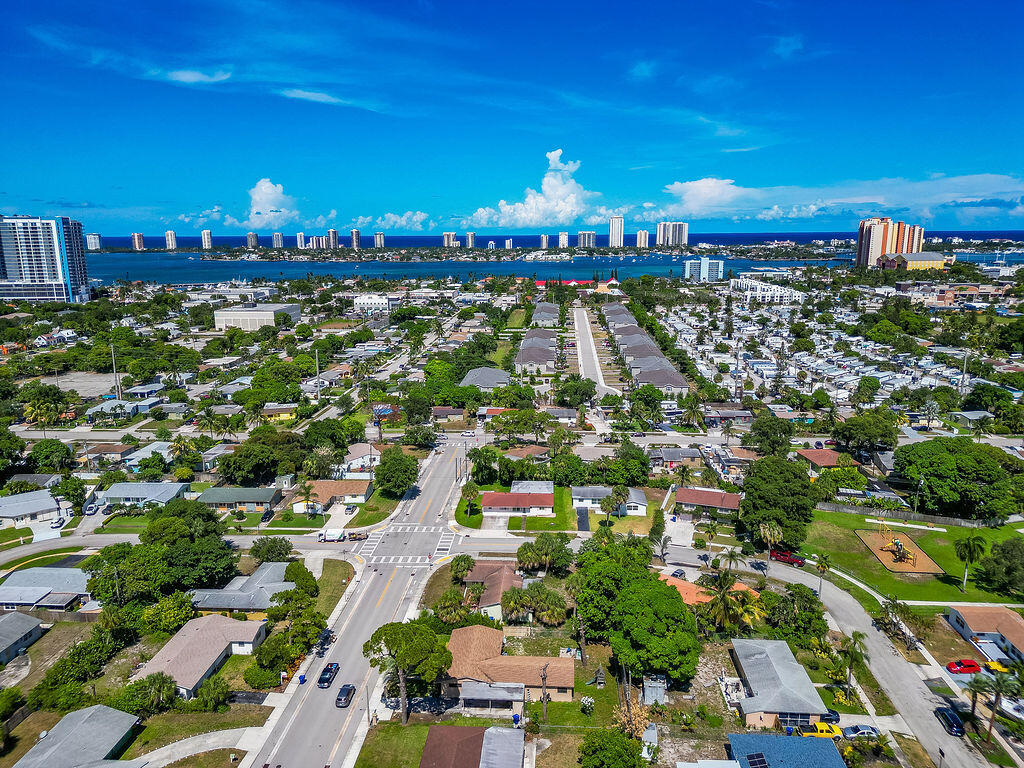 371 West 34th Street Riviera Beach, FL 33404 - Photo 41 of 45 RBA-6