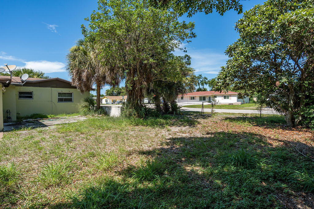 371 West 34th Street Riviera Beach, FL 33404 - Photo 9 of 45 RBO-12