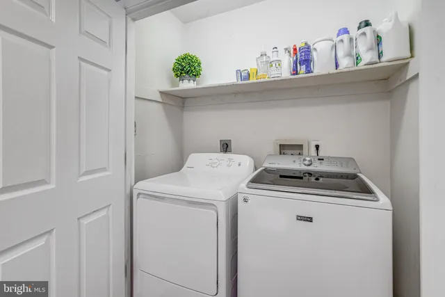 $1,179,000 | 3444 Washington Drive, Falls Church, VA 22041