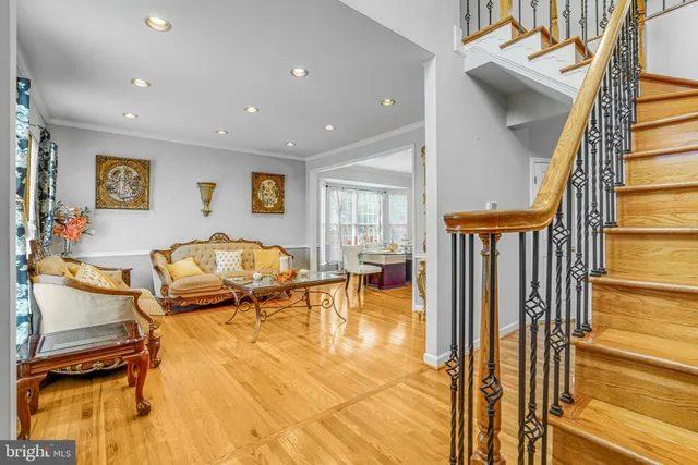 $1,179,000 | 3444 Washington Drive, Falls Church, VA 22041